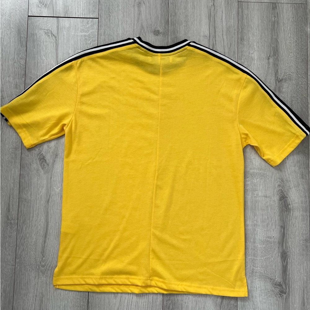Yellow Shirt - Picture 3 of 3